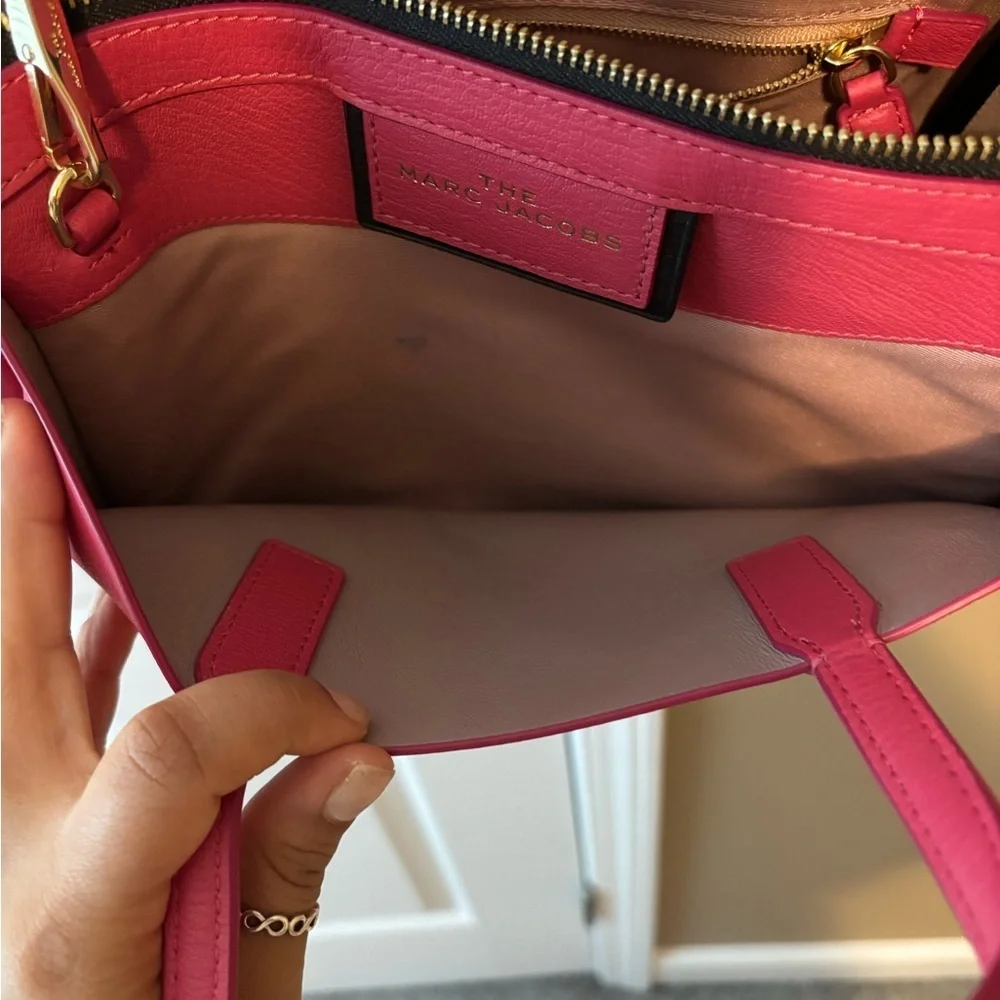Marc Jacobs Vibrant Pink Leather Tote